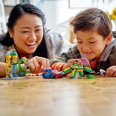 LEGO Spidey Spider-Man at Doc Ocks Lab 10783 Building Set 2 LEGO Spidey Spider-Man at Doc Ocks Lab 10783 Building Set - Image 2