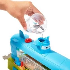 Disney Pixar Cars Color Change Whale Car Wash Trackset -Vehicles & Remote Control Sales unnamed file 3504