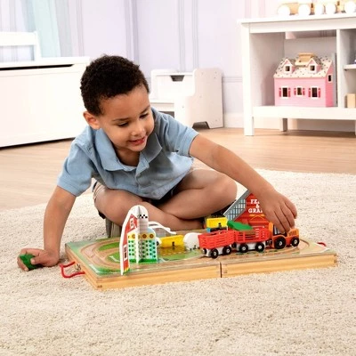 Melissa & Doug Melissa & Doug Take Along Farm Set 1 Melissa & Doug Melissa & Doug Take Along Farm Set