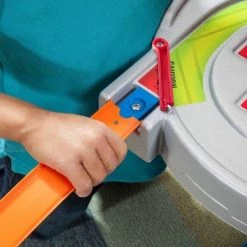 Step2 Hot Wheels Road Rally Raceway -Vehicles & Remote Control Sales unnamed file 4012