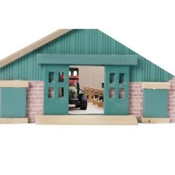 Kids Globe 1/87 Deluxe Cattle Barn with Drive Thru Bay