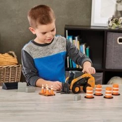 ERTL 1/16 Big Farm Case SV280 Skid Steer Set with Accessories 47350 -Vehicles & Remote Control Sales unnamed file 4337