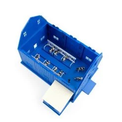 ERTL 1/64 Special Edition New Holland Dairy Barn Set with T6.164 Tractor and Roll-Belt 560 Baler 13982