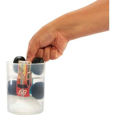 Hot Wheels Monster Trucks Color Reveal Vehicle 4 Hot Wheels Monster Trucks Color Reveal Vehicle - Image 4