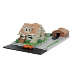 The Fast And The Furious Fast & Furious Nano Hollywood Rides Dom's House Display Diorama with 2 1.65" Scale Vehicles