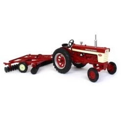 ERTL 1/16 International Harvester Farmall 560 with Disk ZFN44223