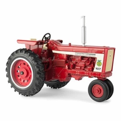 ERTL 1/16 FFA International Harvester Farmall 706 Narrow 44192 1 ERTL 1/16 FFA International Harvester Farmall 706 Narrow 44192